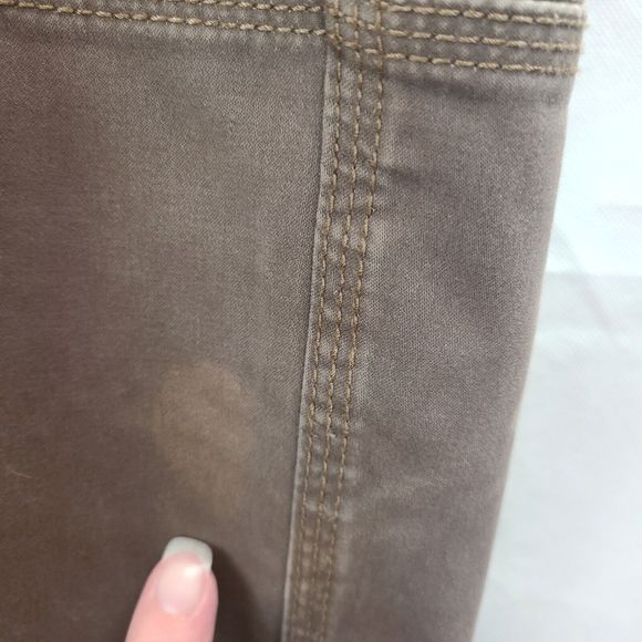 Cabela's Casuals Men's (W38 x L34) Brown Cotton Stretch Straight Leg Pants - Picture 2 of 11